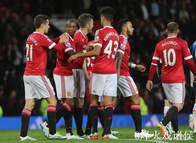 伯恩茅斯对决曼联：高强度逼抢交锋，红魔或凭定位球制胜